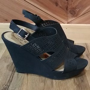 Navy wedge size 11